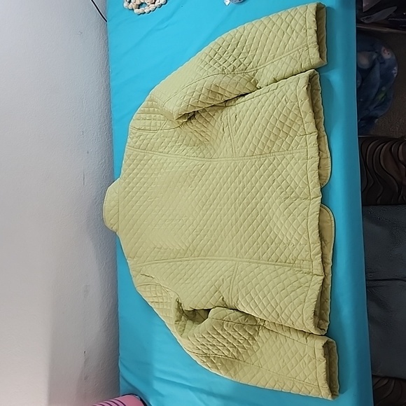 Platinum Utex Quilted Jacket, Size Large - Picture 5 of 11